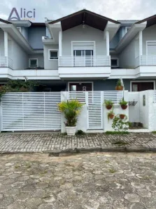 Casa com 4 Quartos à venda, 172m² no Campeche, Florianópolis
