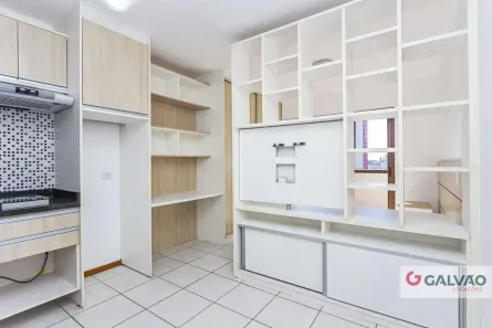 Apartamento com 1 Quarto para alugar, 27m² no Centro, Curitiba