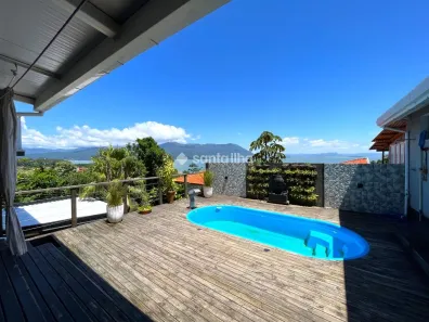 Casa com 3 Quartos para alugar, 270m² no Ribeirão da Ilha, Florianópolis