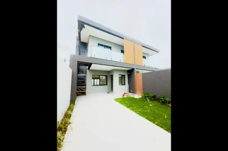 Sobrado com 3 Quartos à venda, 150m² no Riviera, Matinhos