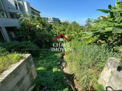 Lote/Terreno à venda, 932m² no Marapé, Santos