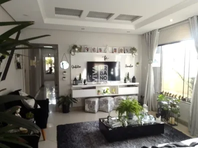 Casa com 3 Quartos à venda, 190m² no Jardim Amália, Volta Redonda