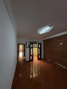 Casa com 3 Quartos para alugar, 231m² no Campestre, Santo André