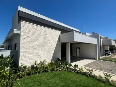 Casa com 3 Quartos à venda, 203m² no Plano Diretor Sul, Palmas