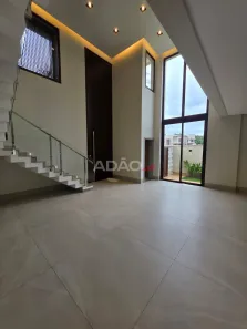 Casa de Condomínio com 4 Quartos à venda, 320m² no Jardins França, Goiânia