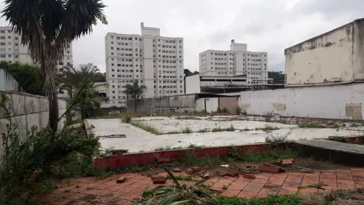 Ponto Comercial à venda, 1320m² no São Pedro, Juiz de Fora