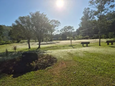 Fazenda/Sítio com 3 Quartos à venda, 200m² no Jardim Altos de Santana, São José dos Campos
