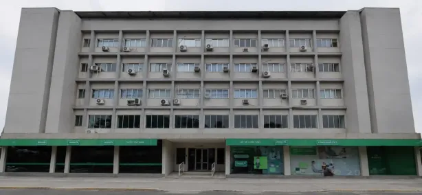 Ponto Comercial para alugar, 35m² no Centro, Cabo Frio