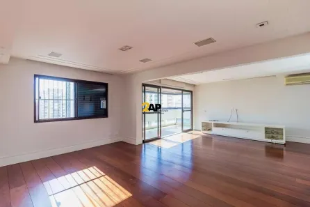Apartamento com 3 Quartos à venda, 230m² no Moema, São Paulo