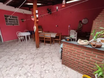 Sobrado com 3 Quartos à venda, 154m² no Vila Liviero, São Paulo