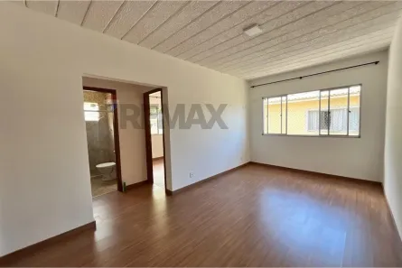 Apartamento com 2 Quartos para alugar, 52m² no Araras, Teresópolis