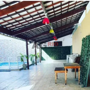 Imóvel Comercial com 2 Quartos à venda, 253m² no Realengo, Rio de Janeiro