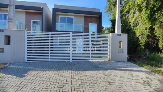 Sobrado com 3 Quartos à venda, 108m² no Rainha, Itapoá