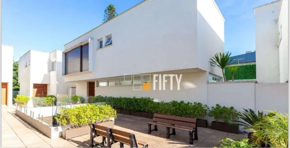 Casa de Condomínio com 4 Quartos à venda, 365m² no Jardim Petrópolis, São Paulo