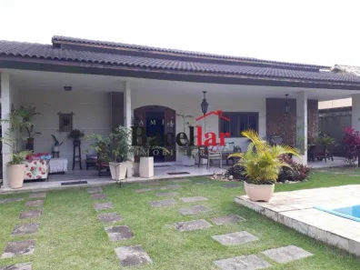 Casa de Condomínio com 3 Quartos à venda, 334m² no Recreio dos Bandeirantes, Rio de Janeiro