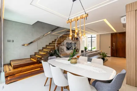 Casa de Condomínio com 4 Quartos à venda, 343m² no Campo Comprido, Curitiba