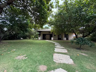 Casa de Condomínio com 4 Quartos para venda ou aluguel, 279m² no Busca Vida (Abrantes), Camaçari