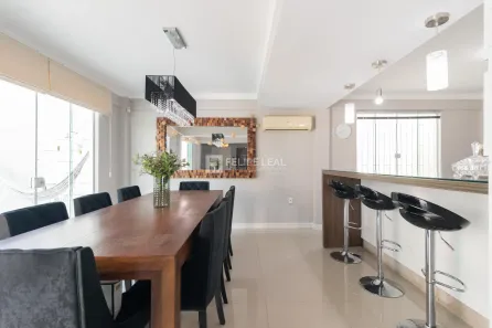 Casa com 4 Quartos à venda, 170m² no Coloninha, Florianópolis