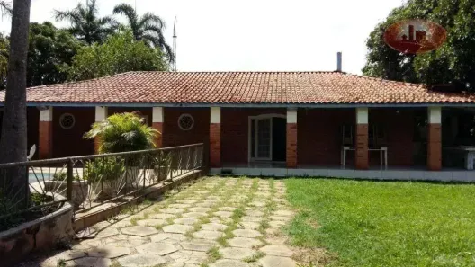 Fazenda/Sítio com 4 Quartos à venda, 250m² no Recanto Jatobá, Americana
