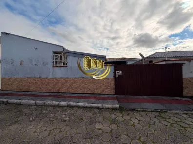 Casa com 2 Quartos para alugar, 75m² no Forquilhas, São José