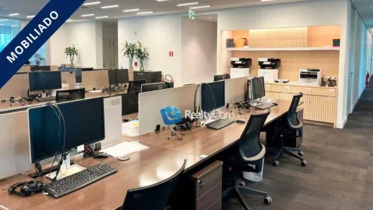 Sala Comercial para alugar, 678m² no Vila Nova Conceição, São Paulo