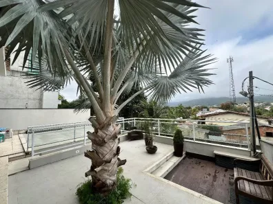 Casa com 4 Quartos à venda, 280m² no Badu, Niterói