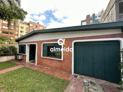 Casa com 3 Quartos à venda, 167m² no Nossa Senhora de Lourdes, Santa Maria