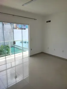 Casa com 3 Quartos à venda, 300m² no Lagoa, Macaé