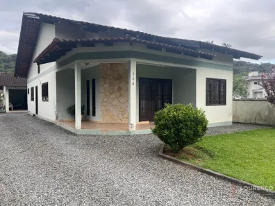 Casa com 3 Quartos à venda, 120m² no Pirabeiraba (Pirabeiraba), Joinville