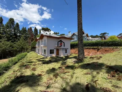 Casa de Condomínio com 5 Quartos à venda, 248m² no Jardim Panorama, Campos do Jordão