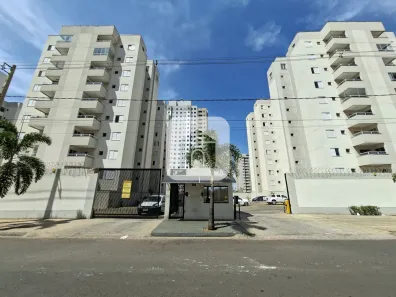 Apartamento com 2 Quartos para alugar, 55m² no Laranjeiras, Uberlândia
