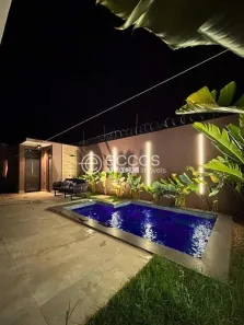 Casa com 3 Quartos à venda, 202m² no Jardim Inconfidência, Uberlândia