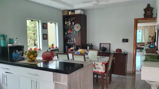 Casa com 3 Quartos à venda, 223m² no Vila Pereira Barreto, São Paulo