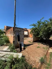 Lote/Terreno à venda, 271m² no Brasília, Londrina
