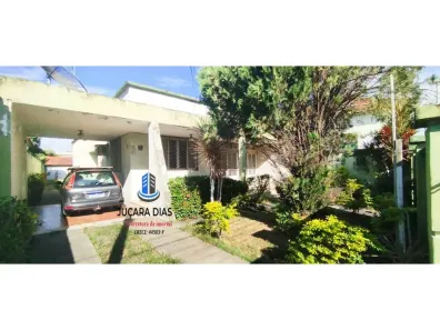 Casa com 4 Quartos à venda, 257m² no Centro, Campos dos Goytacazes