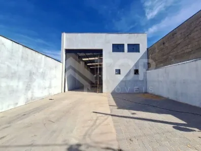Galpão/Depósito/Armazém para alugar, 250m² no Cidade Aracy, São Carlos