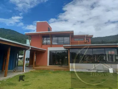Casa com 3 Quartos à venda, 300m² no Pântano do Sul, Florianópolis