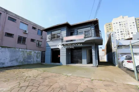 Imóvel Comercial com 4 Quartos para alugar, 260m² no Azenha, Porto Alegre