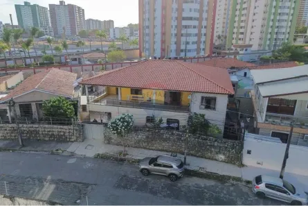 Casa com 7 Quartos à venda, 420m² no Fátima, Fortaleza