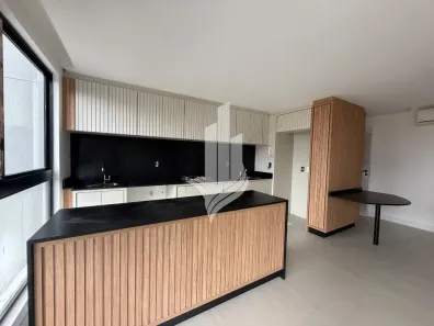 Apartamento com 2 Quartos para alugar, 60m² no Água Verde, Blumenau