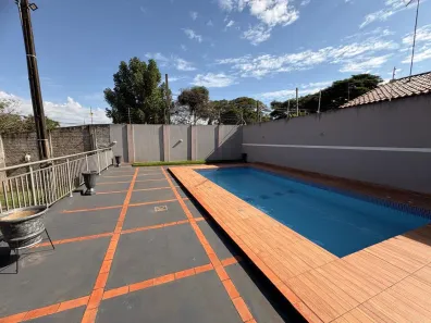 Casa com 1 Quarto à venda, 114m² no Conjunto Habitacional Requião, Maringá
