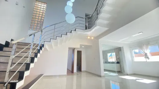 Casa de Condomínio com 4 Quartos à venda, 304m² no Lagoa, Macaé