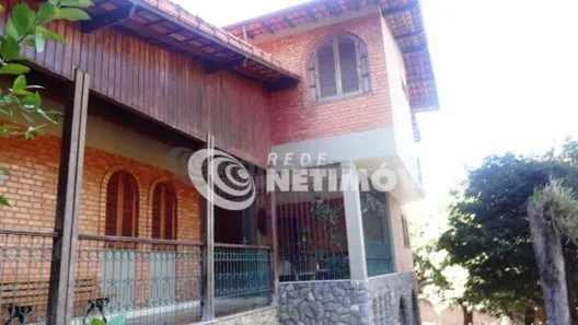Casa com 5 Quartos à venda, 6000m² no Ouro Preto, Belo Horizonte
