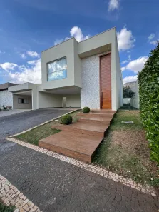 Casa de Condomínio com 5 Quartos para alugar, 277m² no Jardins Lisboa, Goiânia