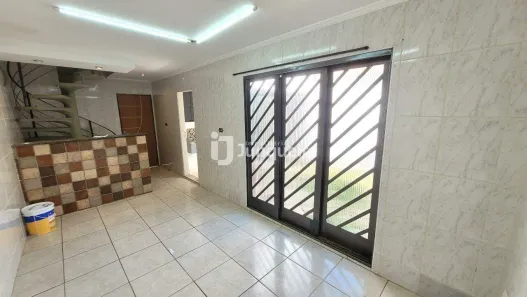 Casa com 3 Quartos para alugar, 71m² no Cidade Alta, Piracicaba