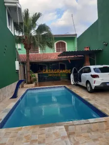 Casa com 3 Quartos à venda, 261m² no Vila Ester, São José dos Campos