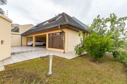 Casa com 5 Quartos à venda, 392m² no Guabirotuba, Curitiba