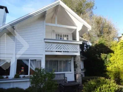 Casa de Condomínio com 3 Quartos à venda, 208m² no Mato Queimado, Gramado
