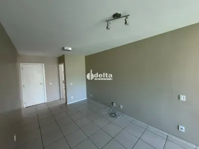 Apartamento com 2 Quartos para alugar, 72m² no Tabajaras, Uberlândia