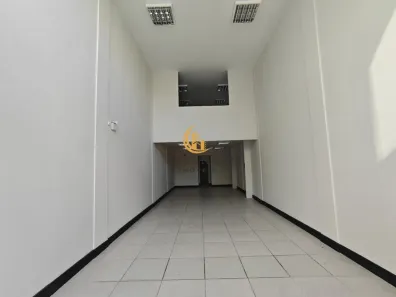 Ponto Comercial para alugar, 140m² no Kobrasol, São José